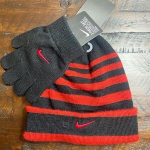 Nike Boy's NEW Futura Foldover Beanie Hat & Gloves 2 Piece Set Red Black Striped